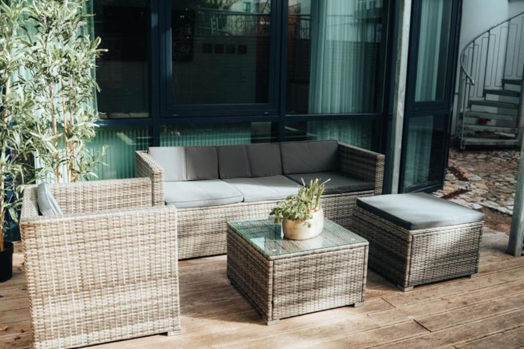 Lieblingsapartment No.10 Mit 2 Schlafzimmern Und Eigener Terrasse ロストック エクステリア 写真
