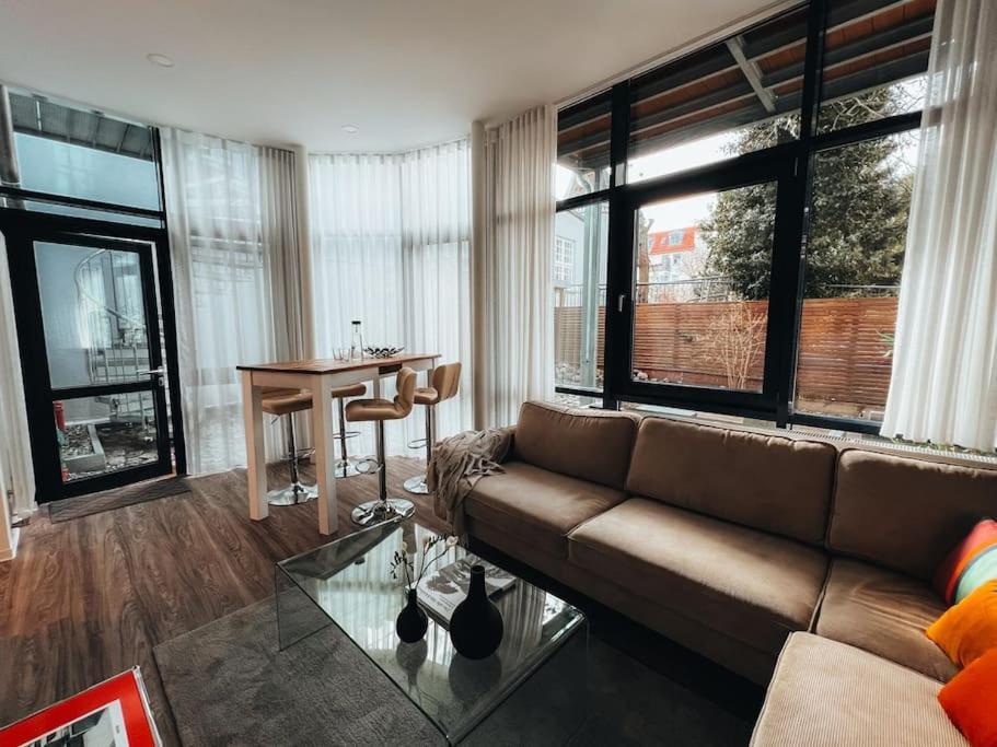 Lieblingsapartment No.10 Mit 2 Schlafzimmern Und Eigener Terrasse ロストック エクステリア 写真